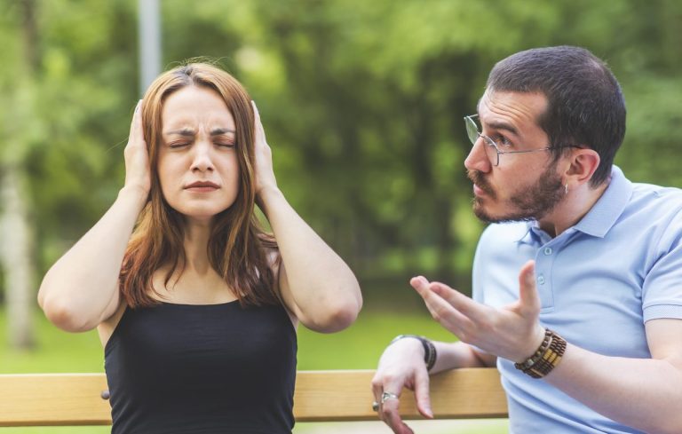 Formuler une critique sans braquer son partenaire