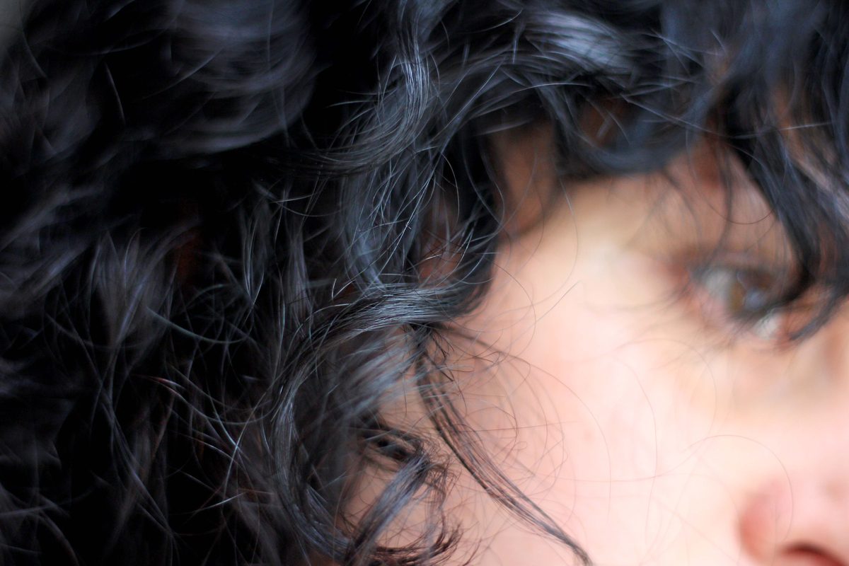 Boucles naissantes : comment en prendre soin au quotidien ?