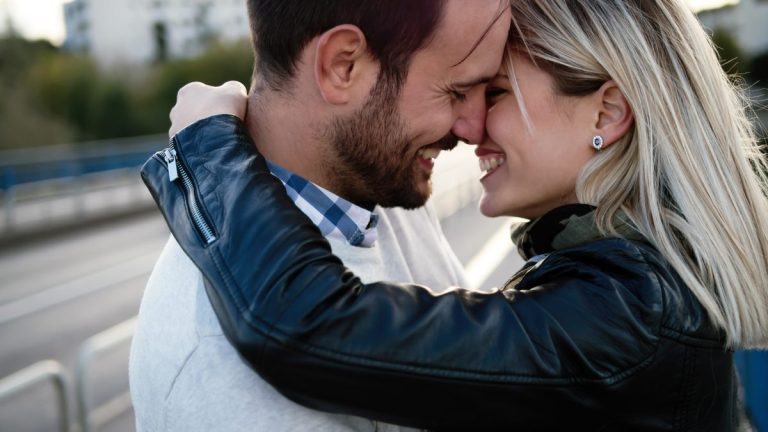 Flamme jumelle ou âme sœur : comment faire la différence ?